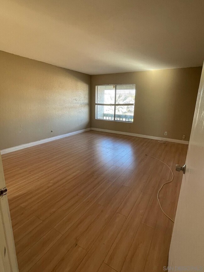 Photo - 11368 Trebol St