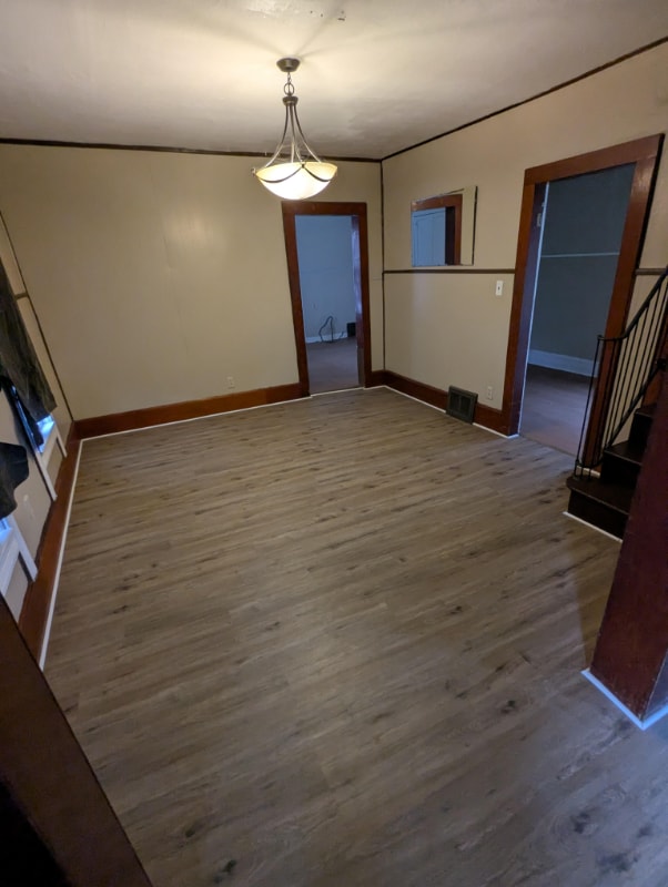 Photo - 313 W 21st St