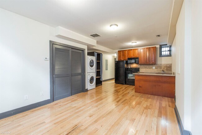 Photo - 4 br, 2 bath Duplex - 1709 ARLINGTON ST Un...