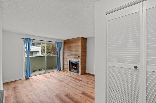 Photo - 1150 NE Sunset Blvd Unit 220