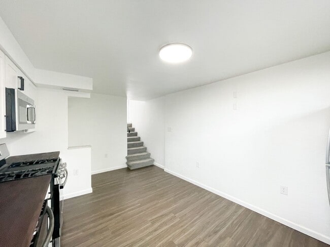 Photo - 418 Parkwood Rd