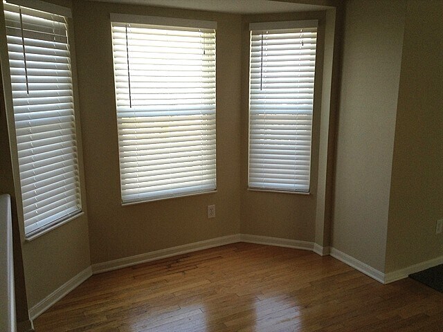 Photo - 1700 Westport Dr