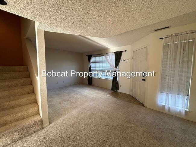 Photo - 1420 Douglas Ave