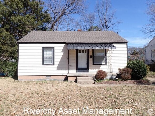 Building Photo - Renovated Charmer with Large Kitchen, Cove... Rental