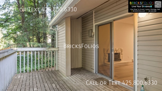 Photo - 14425 NE 40th St Unidad C104