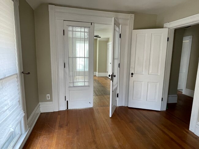 Photo - 2424 S Harrison St Unit Apt 2