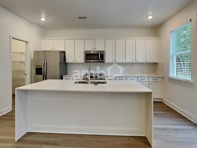 Photo - 920 Carnelian Ln