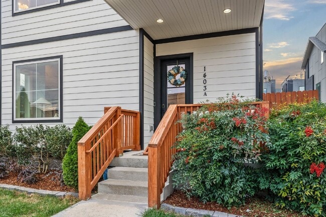 Photo - Spacious 4-Bed Gem in Nashville: 2360 sq f...
