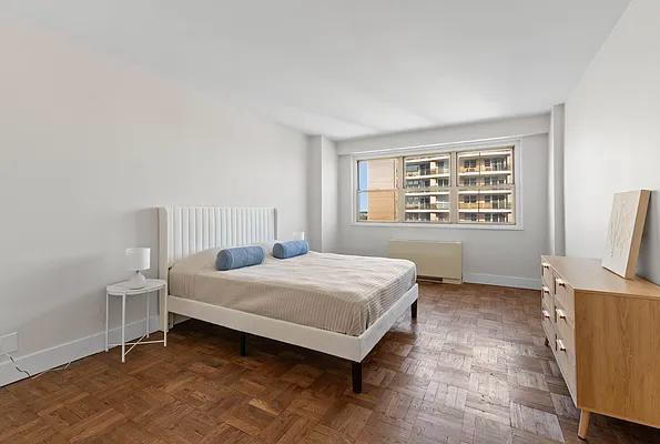 Building Photo - Welcome to your cozy retreat in the heart ... Rental