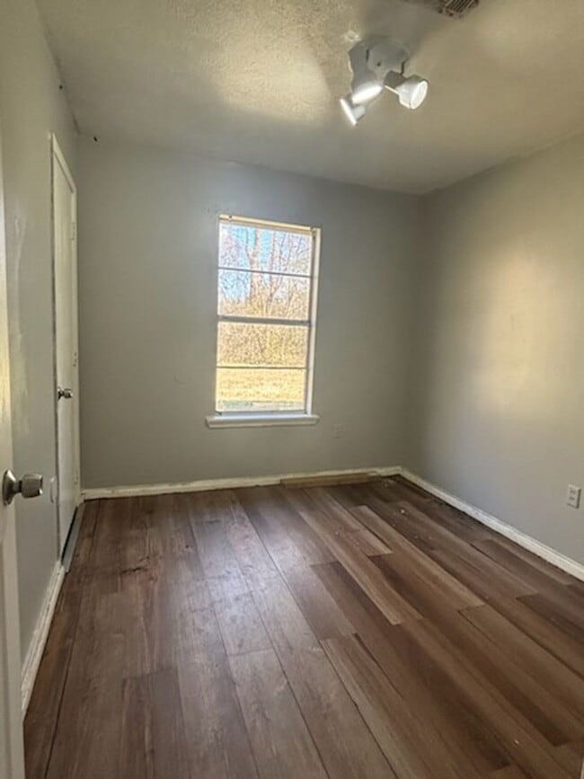 Photo - 6716 George Washington Dr