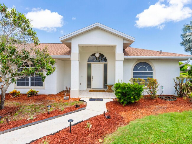 Photo - 1123 SW Oak Hollow Ct Casa