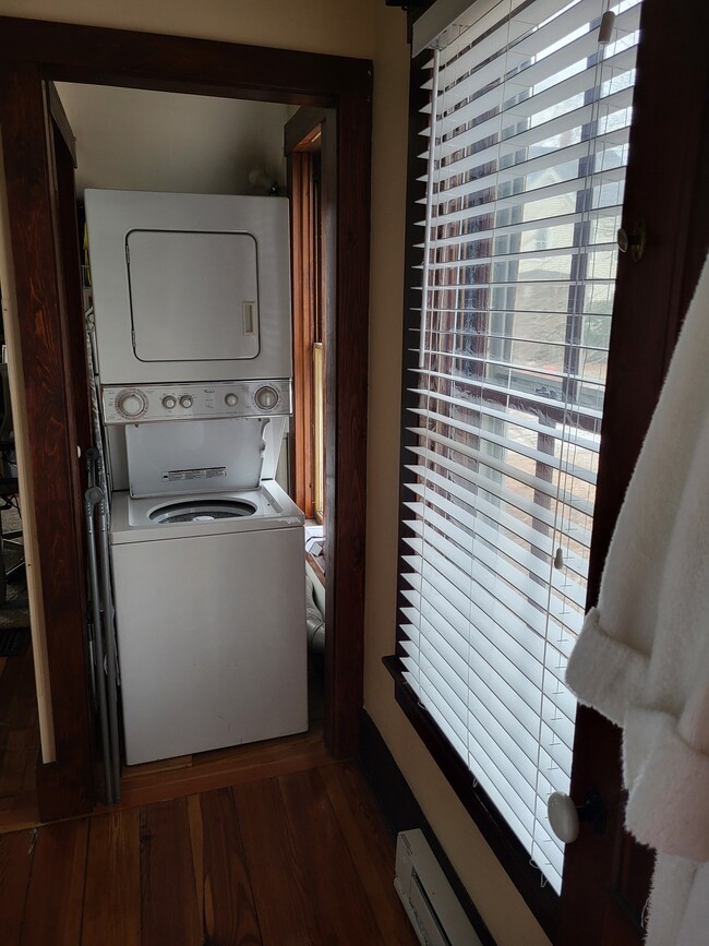 Photo - 25 Beech St Unidad A