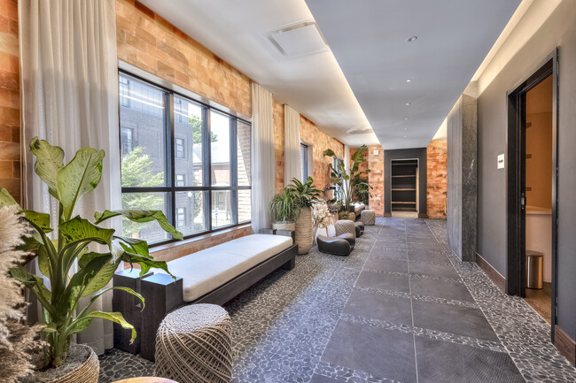 Photo - Green|House Columbus