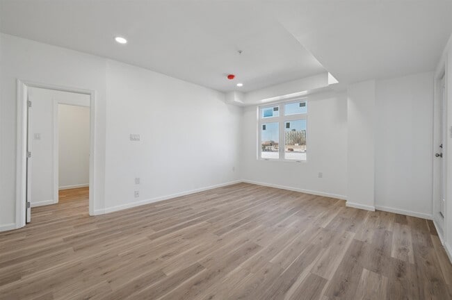 Photo - 4512-16 Lancaster Ave Unit 1A