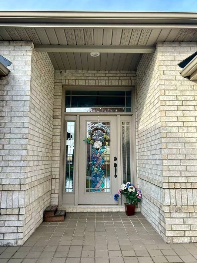 Photo - 5 bedroom and 3 bathroom two level house