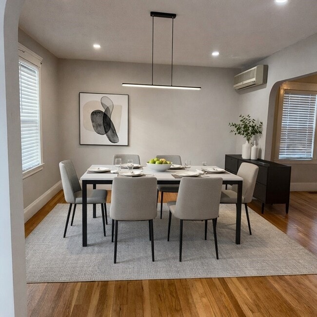 Photo - 131-131 Columbia St Unit 1