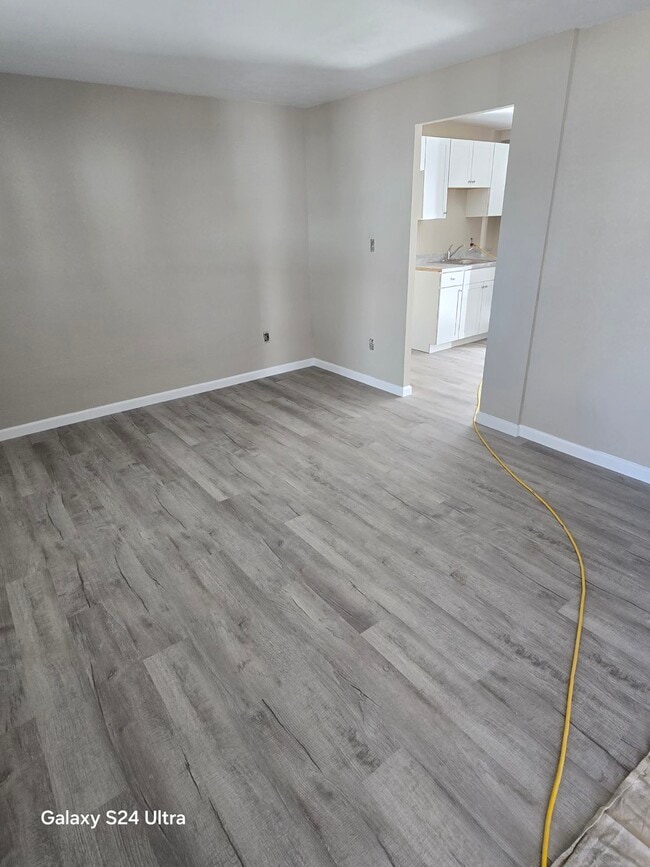 Photo - 110 Tacoma Rd Unit 110