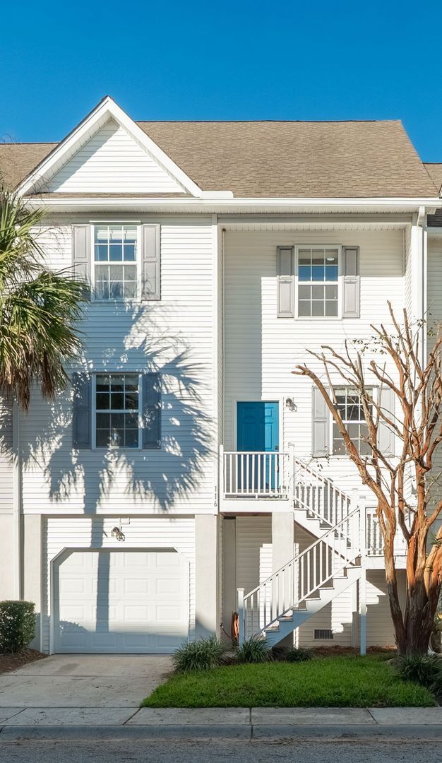 116 Winding River Dr