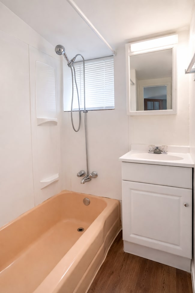 Photo - 531 Lander St Unit A