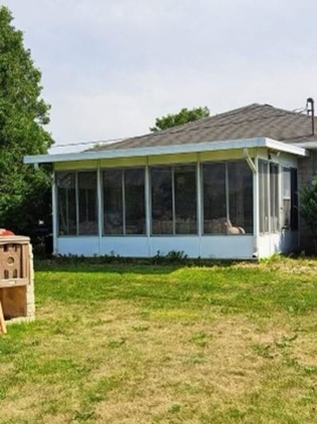 Photo - Country Home in Wes-Del School District