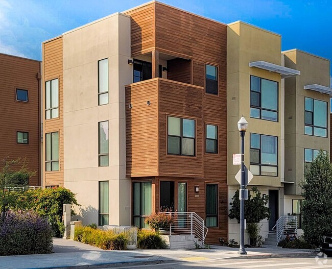 Building Photo - 298 Friedell St Rental