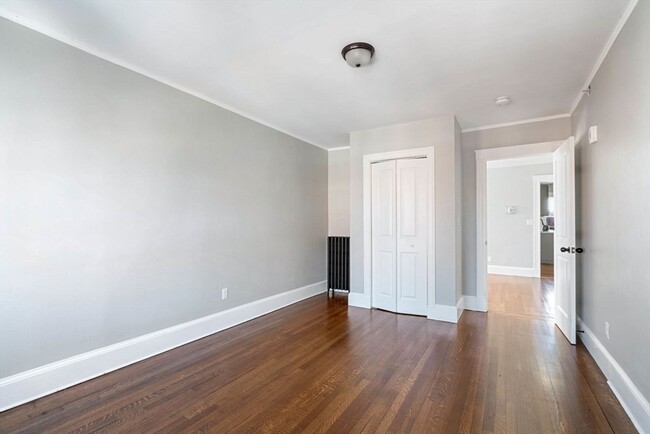 Photo - 10 Centre Ave Apartment Unit 5