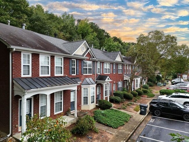 Photo - 1607 Cove Creek Cir