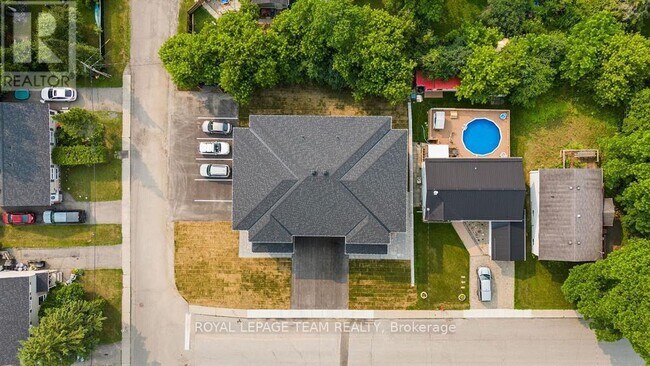 Photo - 201 Teskey St Unit B