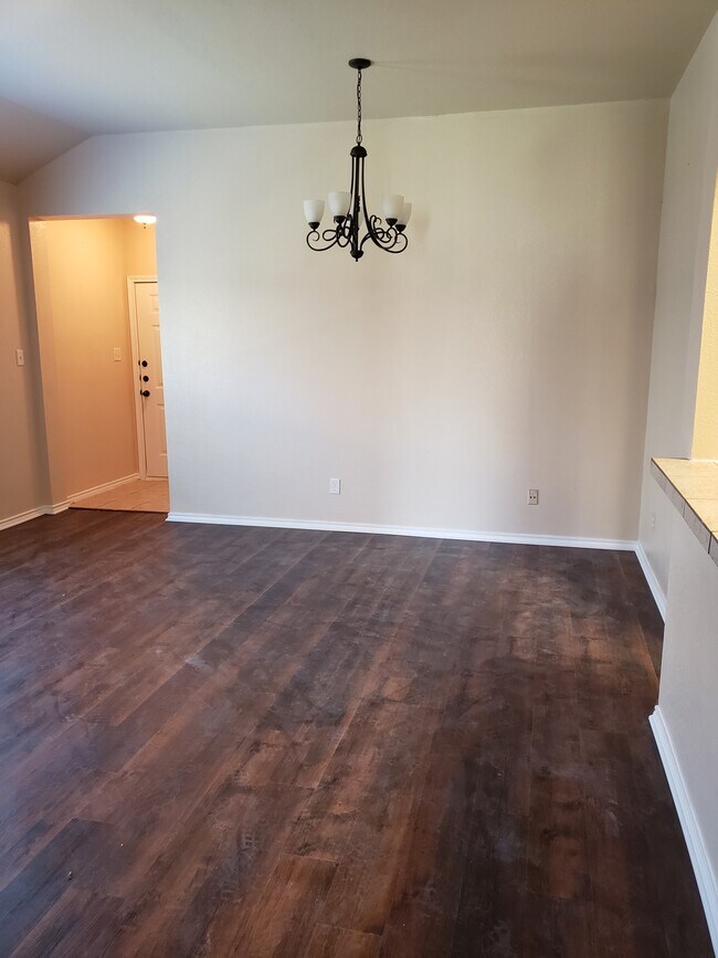 Photo - 1304 Piedmont Dr