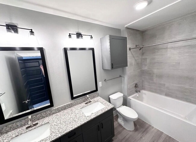 Photo - 5005 E Parmer Ln