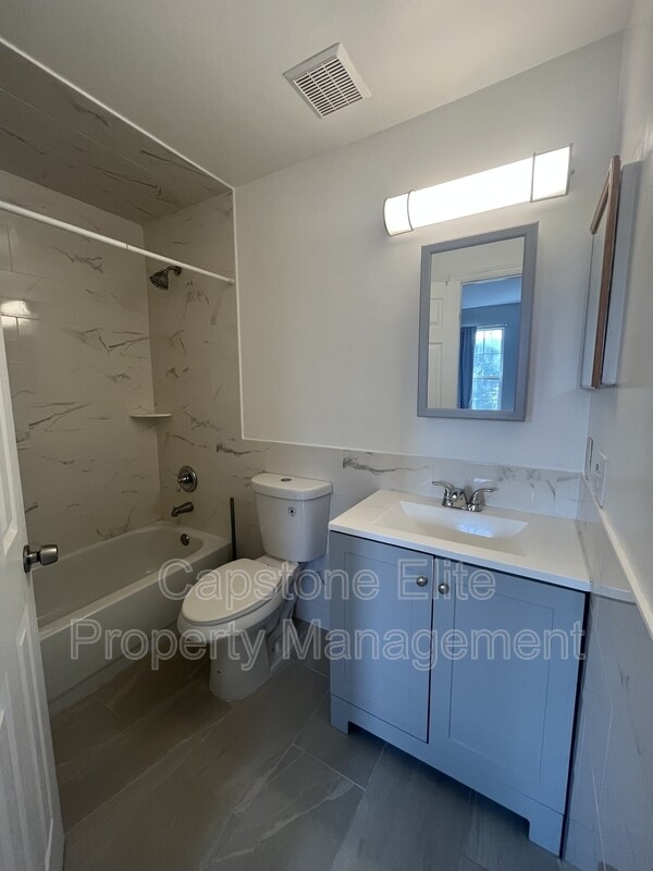 Photo - 20 Ashby Ln