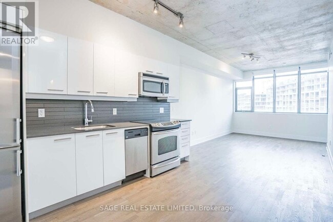 Photo - 90 Trinity St Unit 305