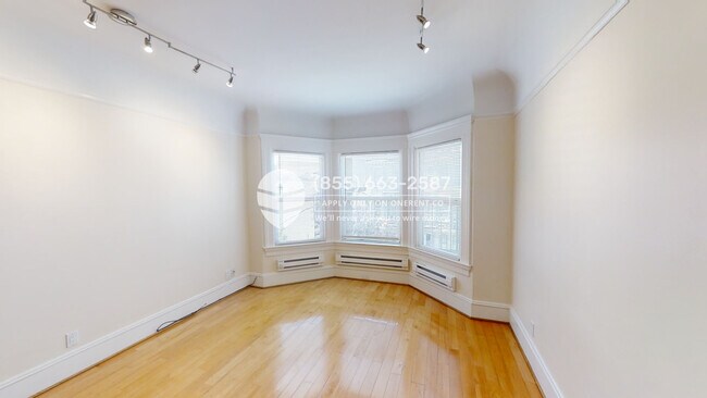 Photo - 624 Shrader St Unit 9
