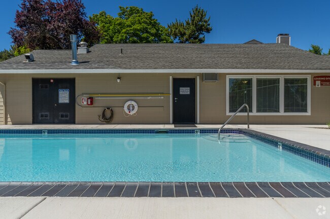 Piscina 3 - Conestoga Park I