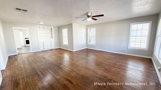 Photo - 3111 31st St