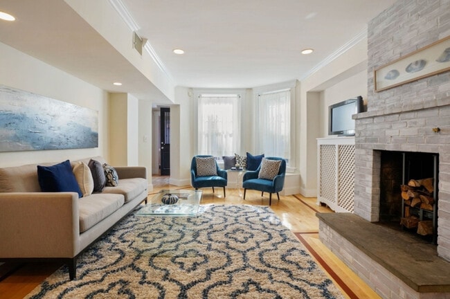 Photo - 36 Commonwealth Ave Condo Unit 1