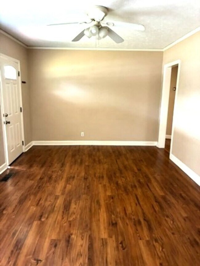 Photo - 3802 Woodland Dr