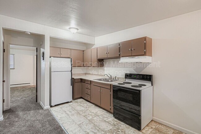 Photo - 257 E Powers Ave Unit 7