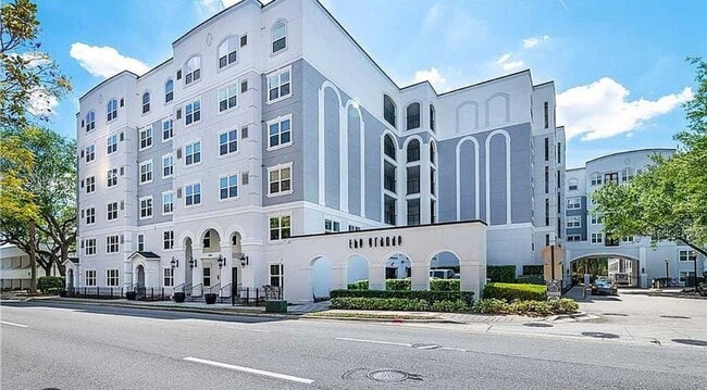 Photo - Exclusive Downtown Orlando condo - the GRANDE Unidad 4053