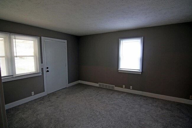 Photo - Omaha Ranch Home For Rent