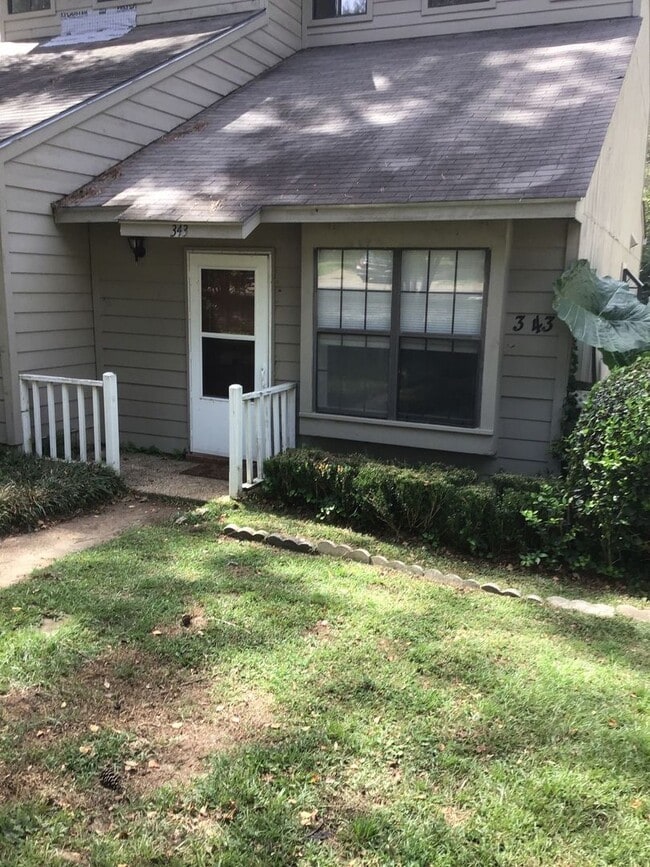 Recently Updated 2 Bedroom x 2 Bathroom w/... - Recently Updated 2 Bedroom x 2 Bathroom w/... House