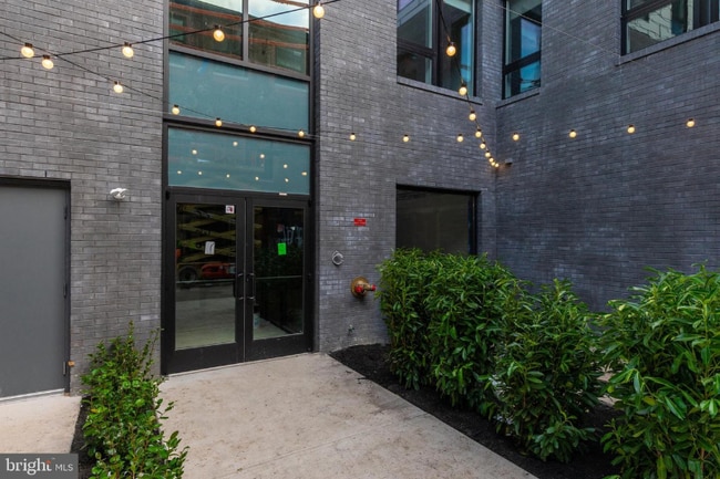 Photo - 104 W Berks St