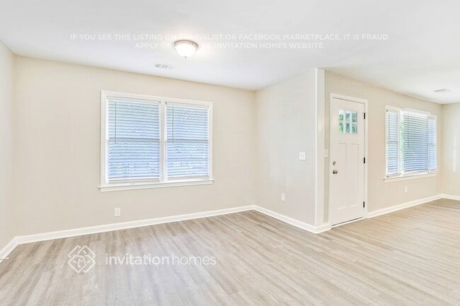 Photo - 329 Mount Zion Rd