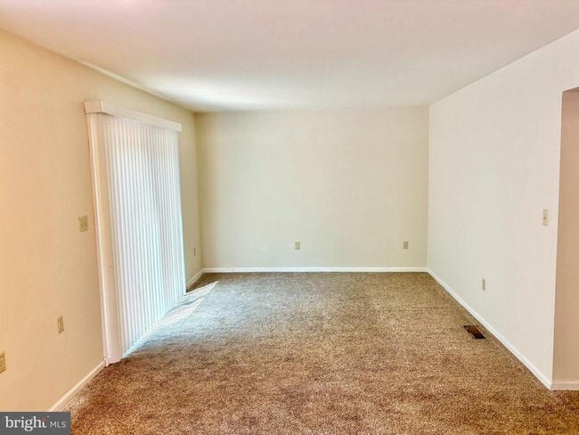 Building Photo - 2346 Red Maple Dr Rental