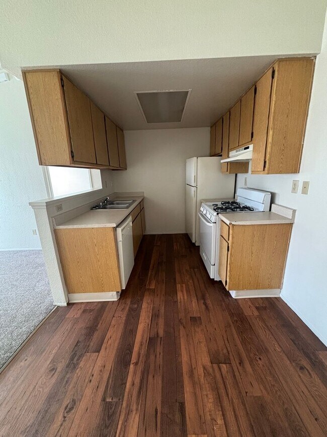 Fallbrook Hills Apartments
