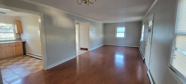 Photo - 87 Ellington St