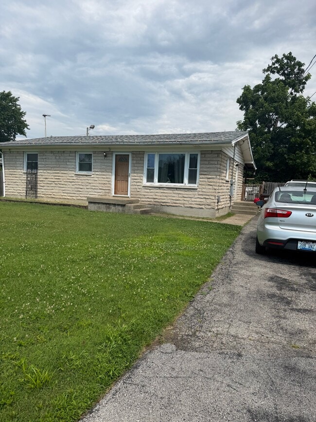 Building Photo - 3501 Bennett Ln