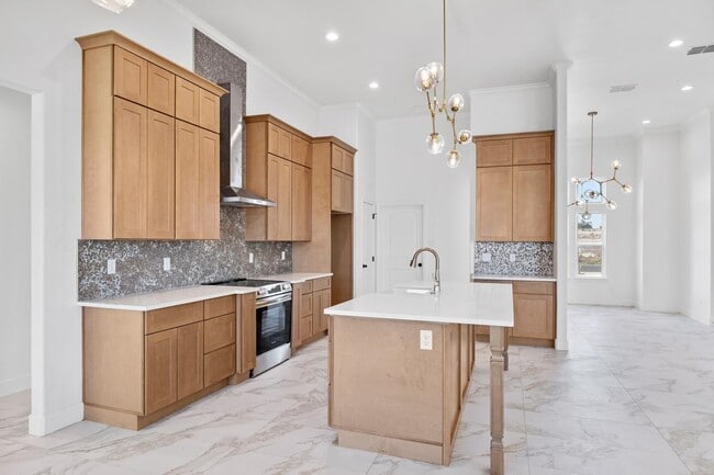 Photo - 206 E Persimmon Dr