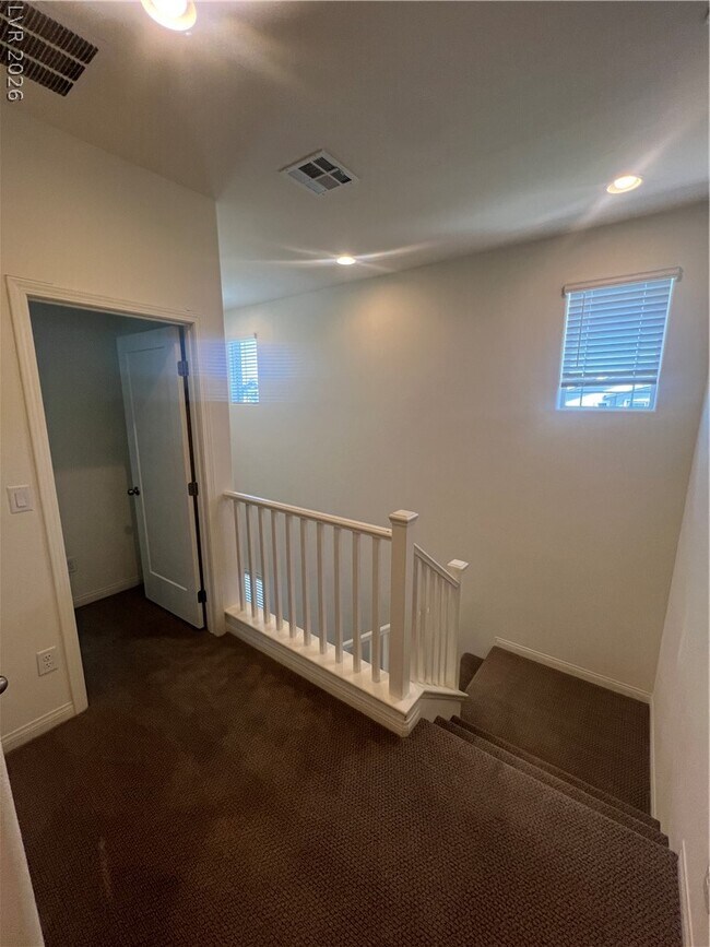 Photo - 742 Cottonwood Hl Pl