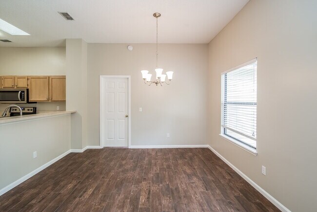 Photo - 11001 Beckley Pl